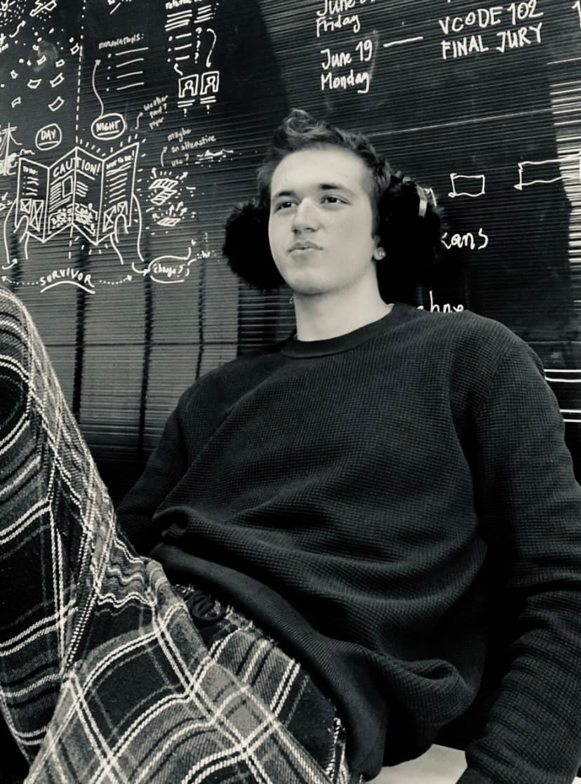 Portrait of Mert Efe Kamanlı, product designer based in Ankara.